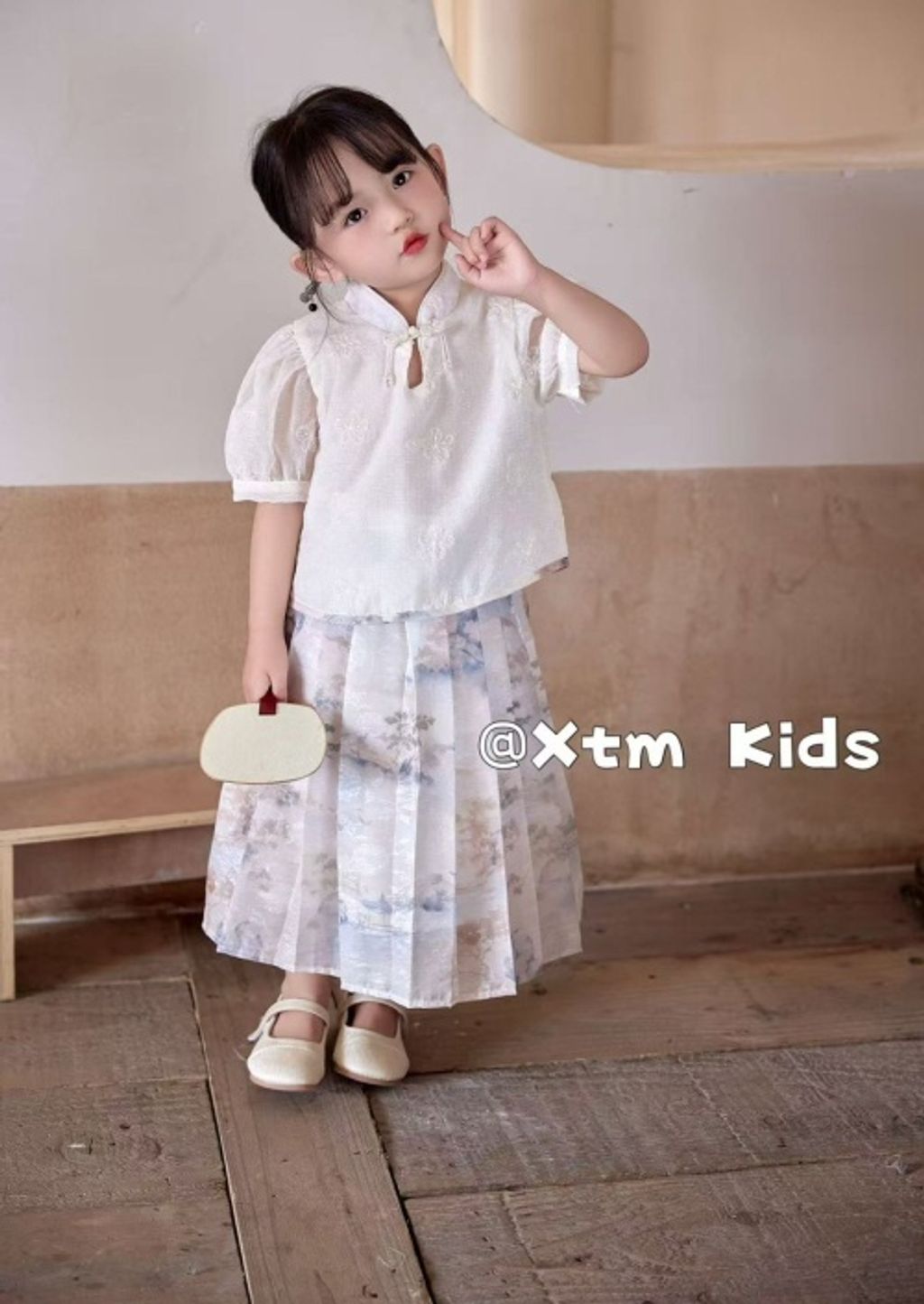 s-blob-v1-IMAGE-OCYFGQM1AxM