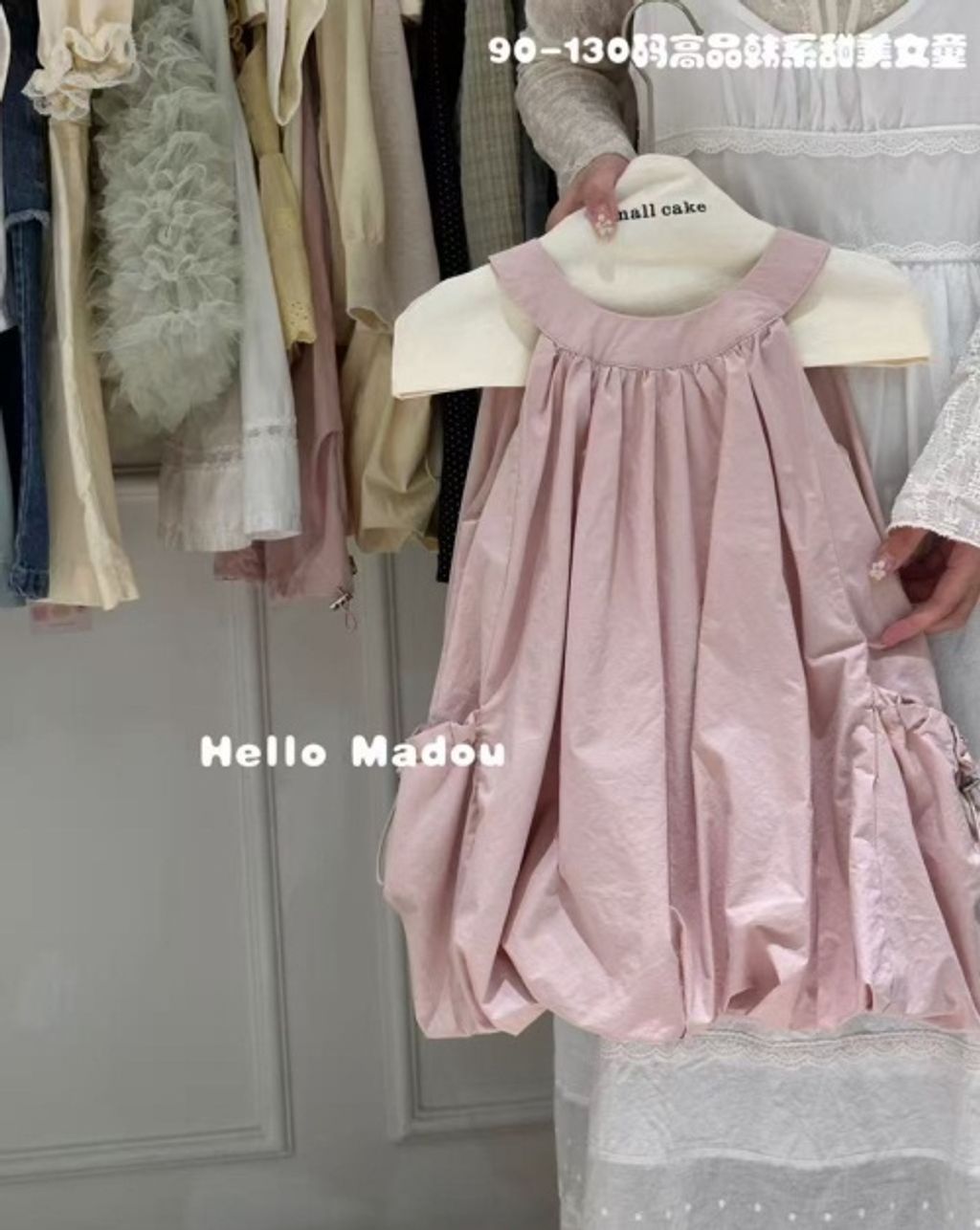 s-blob-v1-IMAGE-YmTfxdFFNas