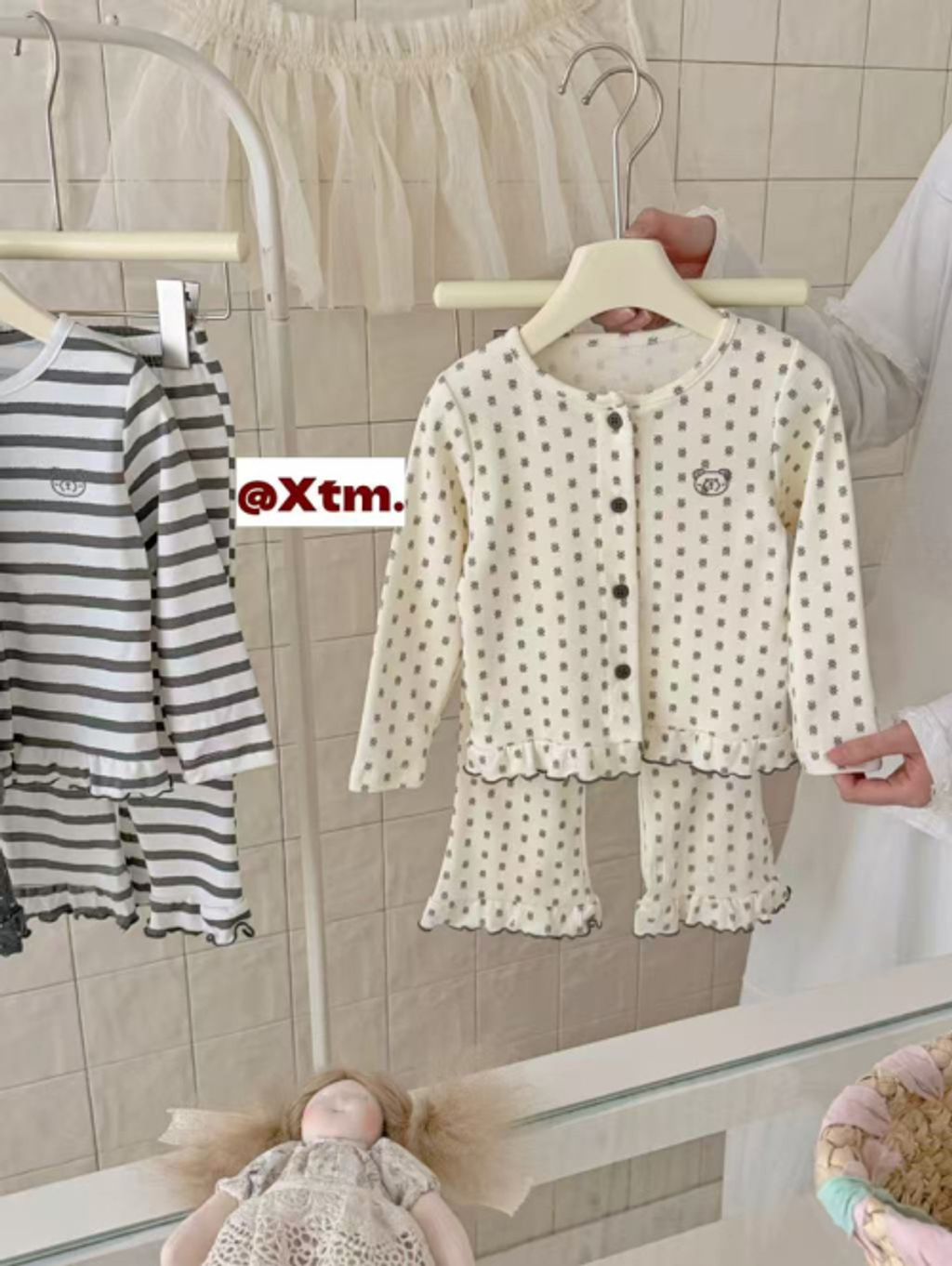 s-blob-v1-IMAGE-RowCju_CbVI