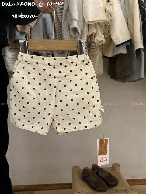 s-blob-v1-IMAGE-XJr_LvF8a4A