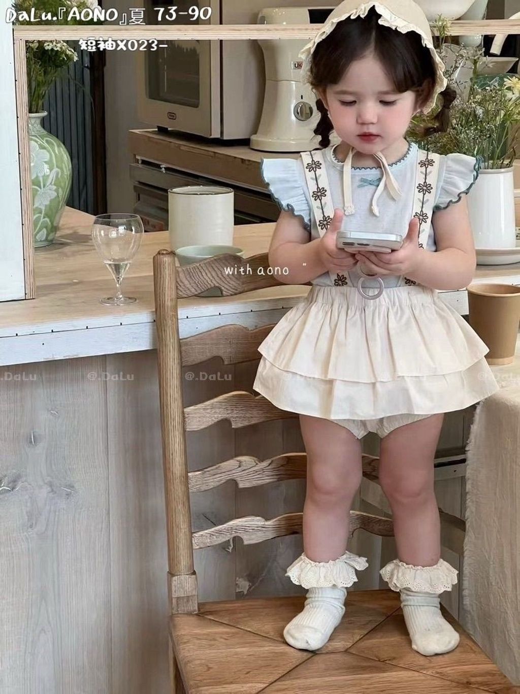 s-blob-v1-IMAGE-RQl8RcSJ-gI