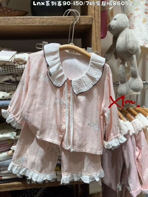 s-blob-v1-IMAGE-8X3VgHV11CY