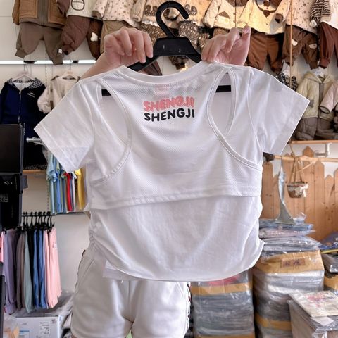 s-blob-v1-IMAGE-qTpFClXL690