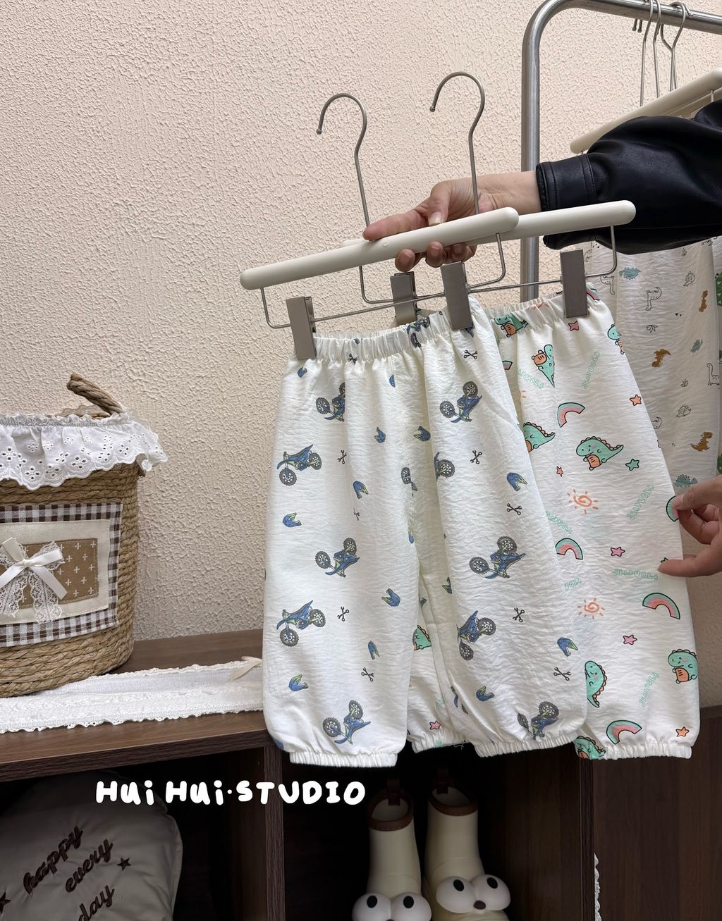 s-blob-v1-IMAGE-0uqreRgyGwQ