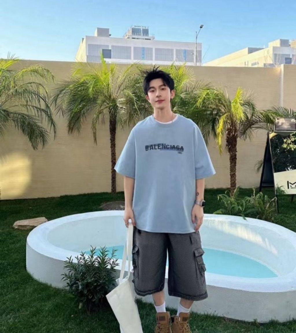 s-blob-v1-IMAGE-V21UeJglskM