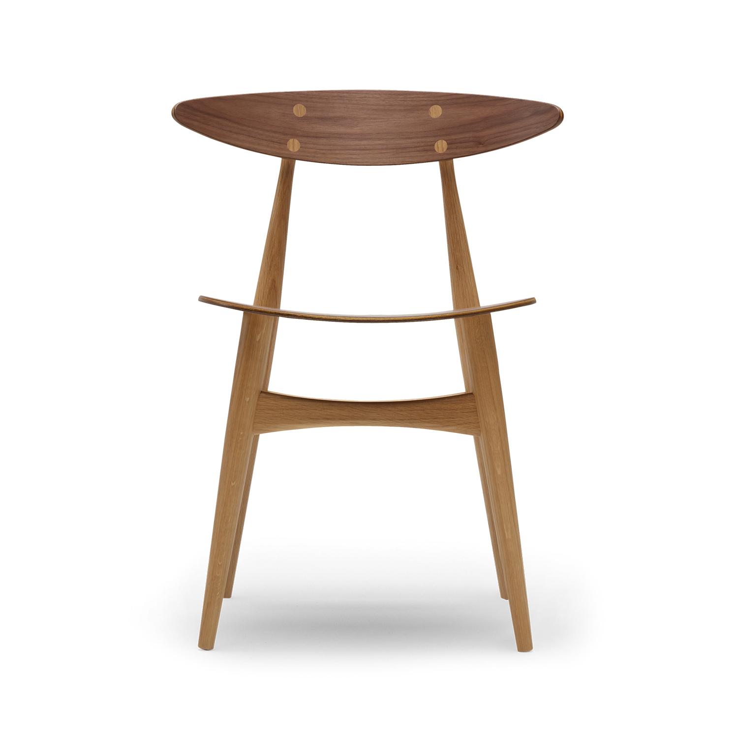 CH33T_0000_Walnut oil https---admincms.carlhansen.com-globalassets-products-chairs-ch33t-ch33t-eg-valnoed-olie