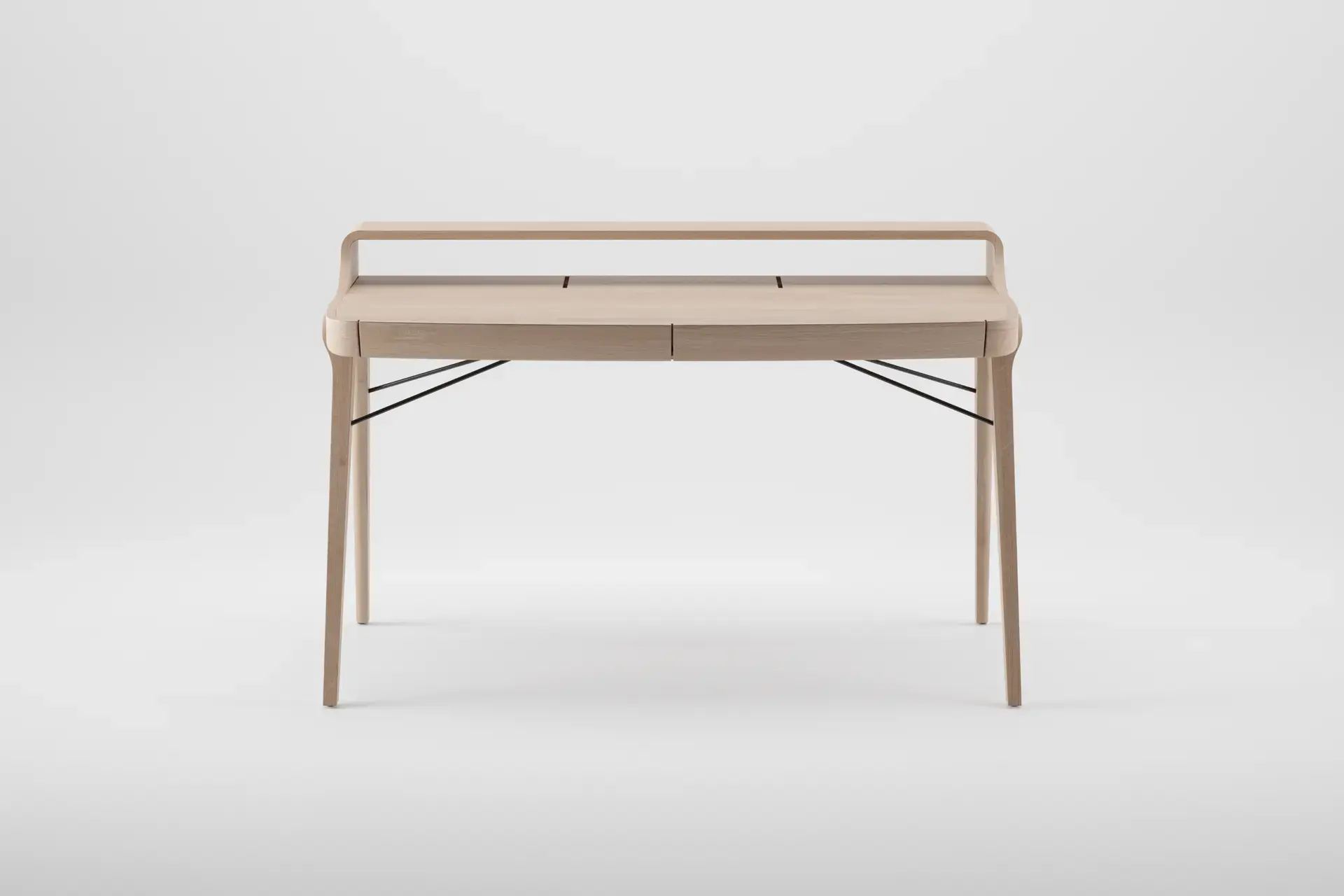 picard_desk_gallery_4_ec1132705c