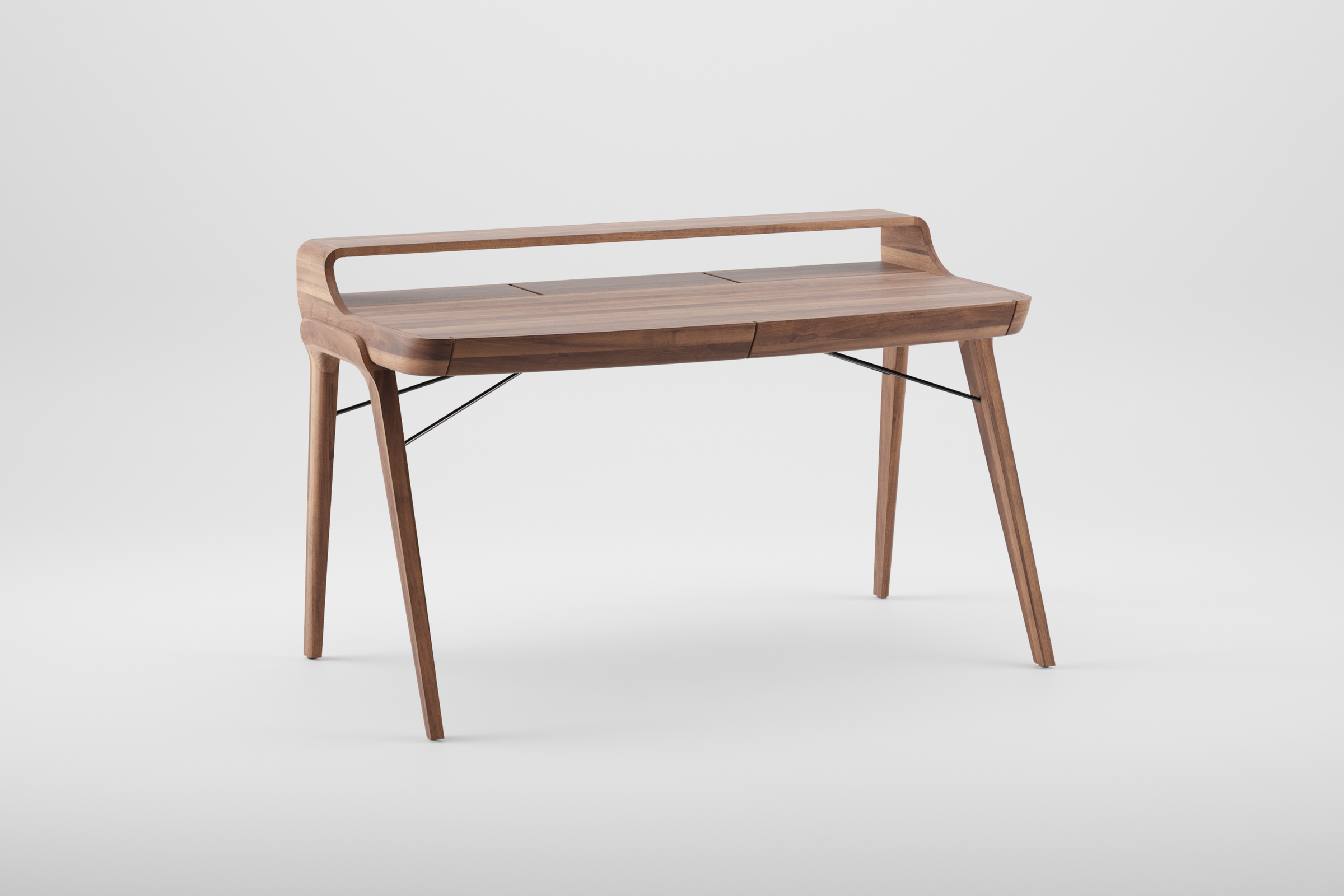 picard_desk_gallery_2_7348b37b78