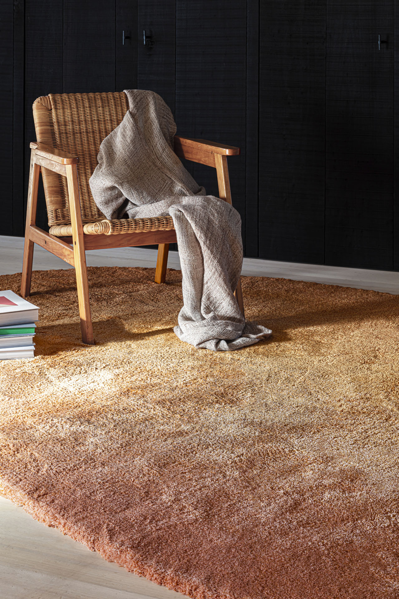 AstralChromatic_ARCM34759_GoldFlame_Organic_MD_V