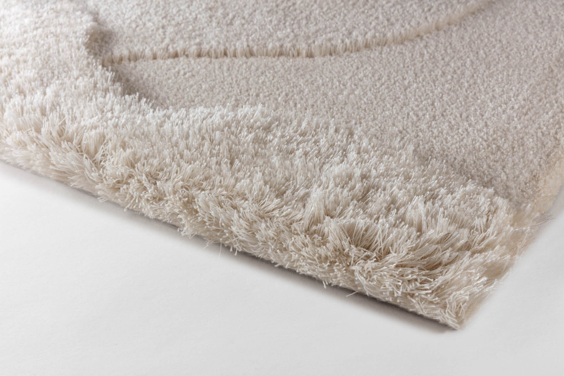 Cosmic_Coccon_CMOR42037_Papyrus_Organic_1_Corner_SV