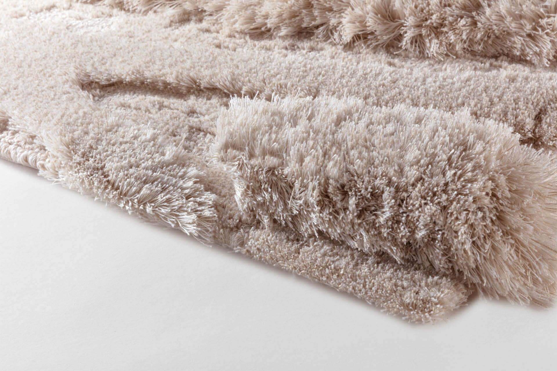 Cosmic_Costa_CM38008_Alabaster_SV_1