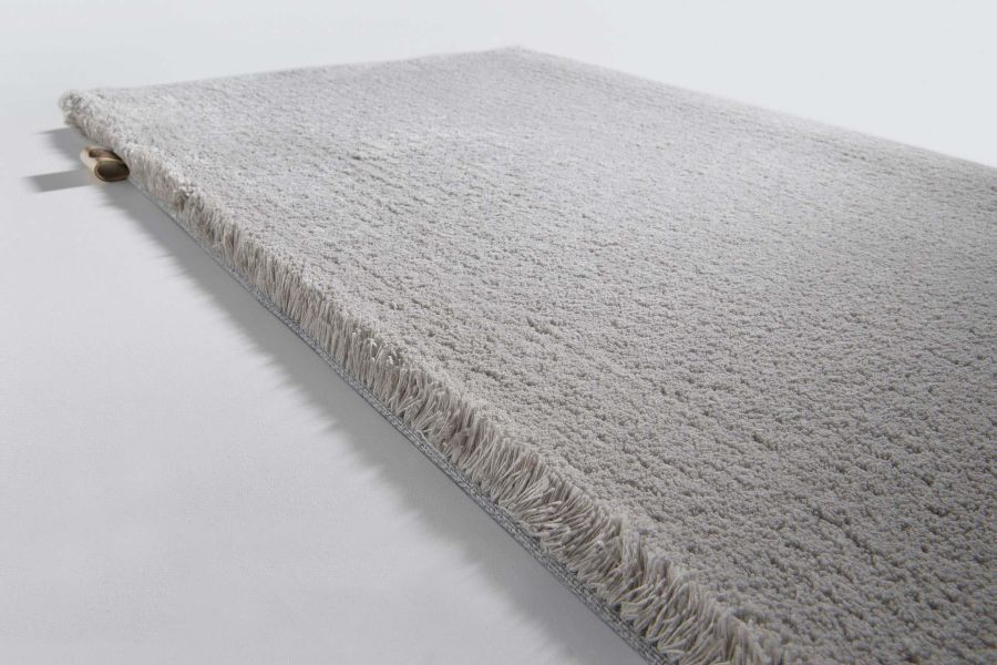 SideView_Linen Luxury_Light Grey