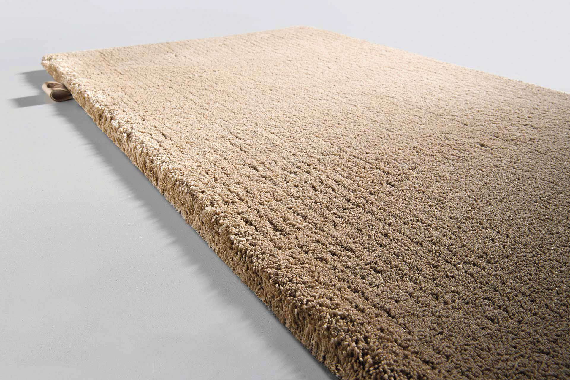 SideView_LinenLuxury_Honey