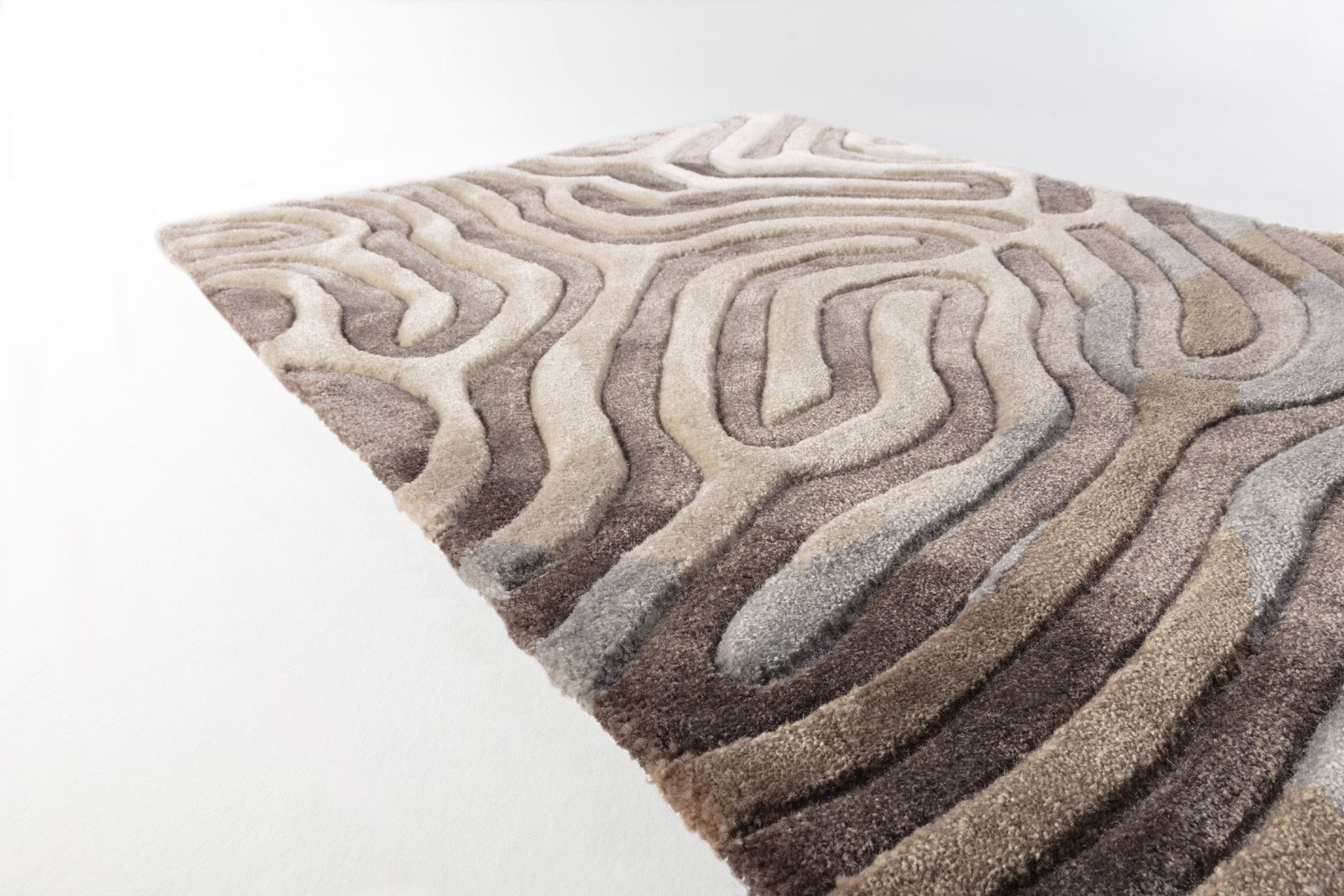 SideView_ParallelBrain_OysterTaupe