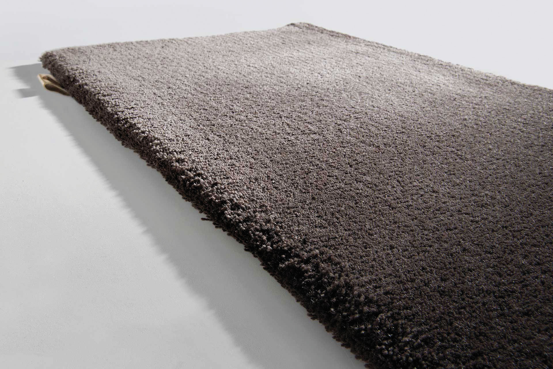 Side View_Queensilk_Turkish Coffee