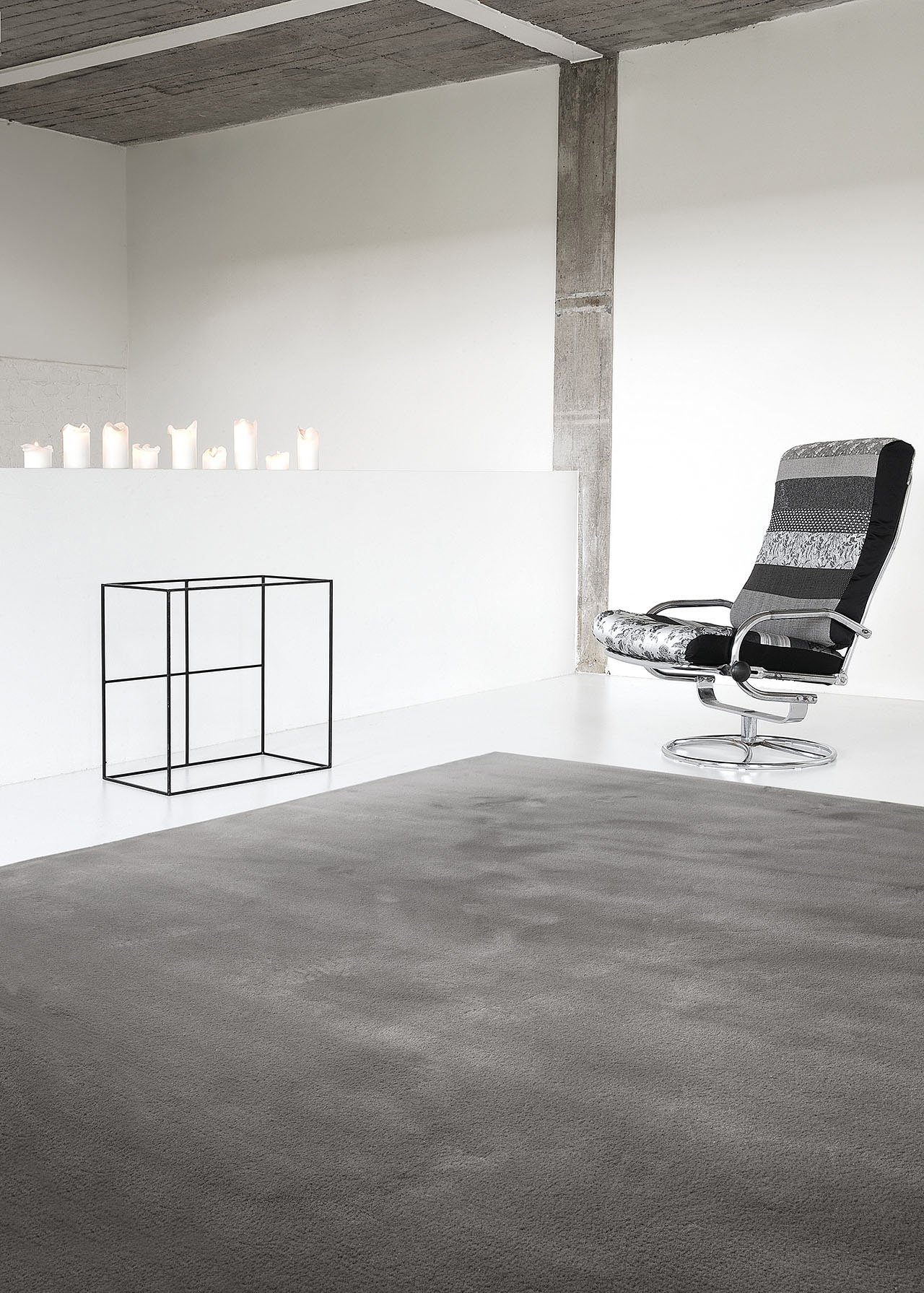 Mood_V_Queensilk_Gunmetal