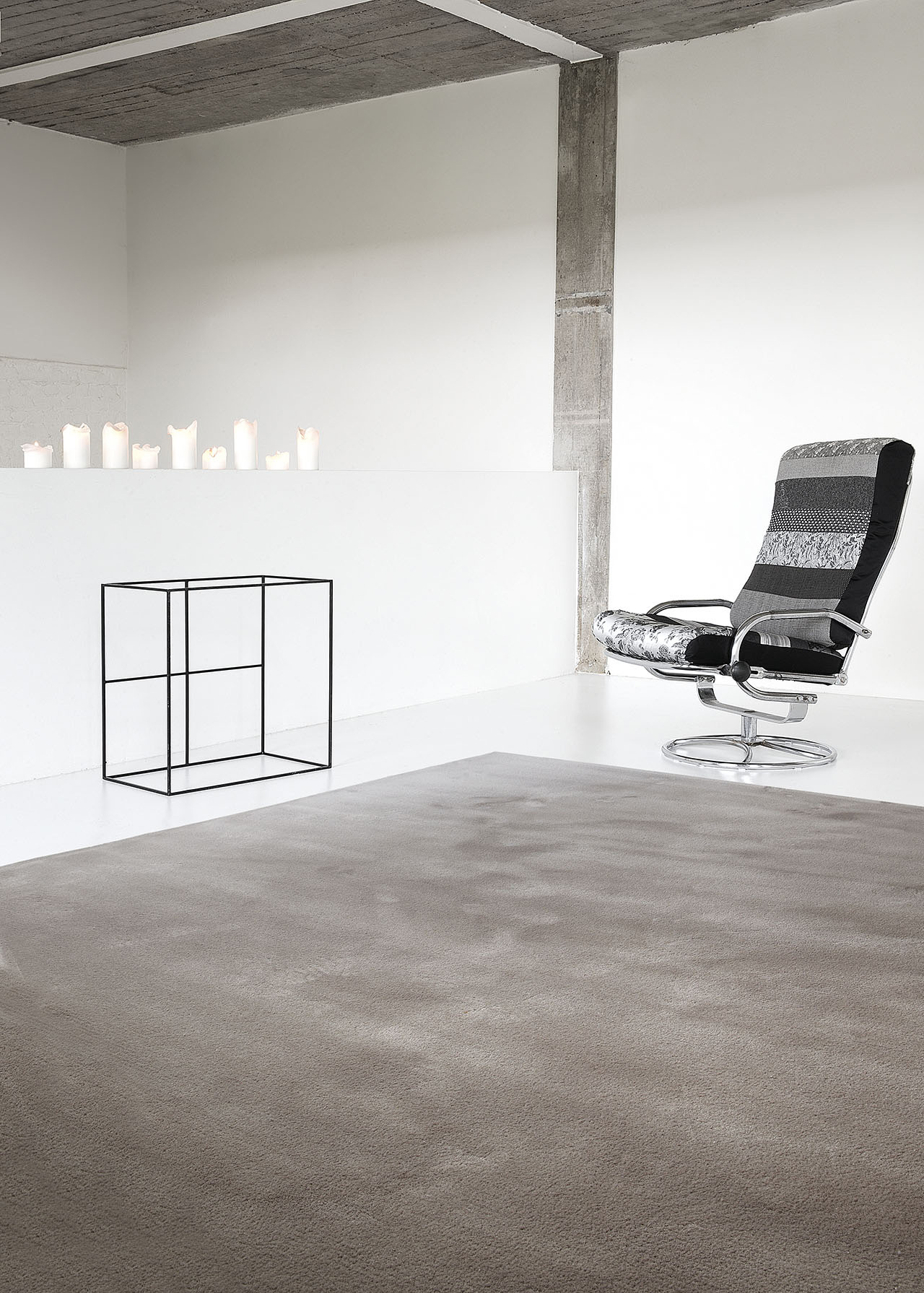 Mood_V_Queensilk_Taupe