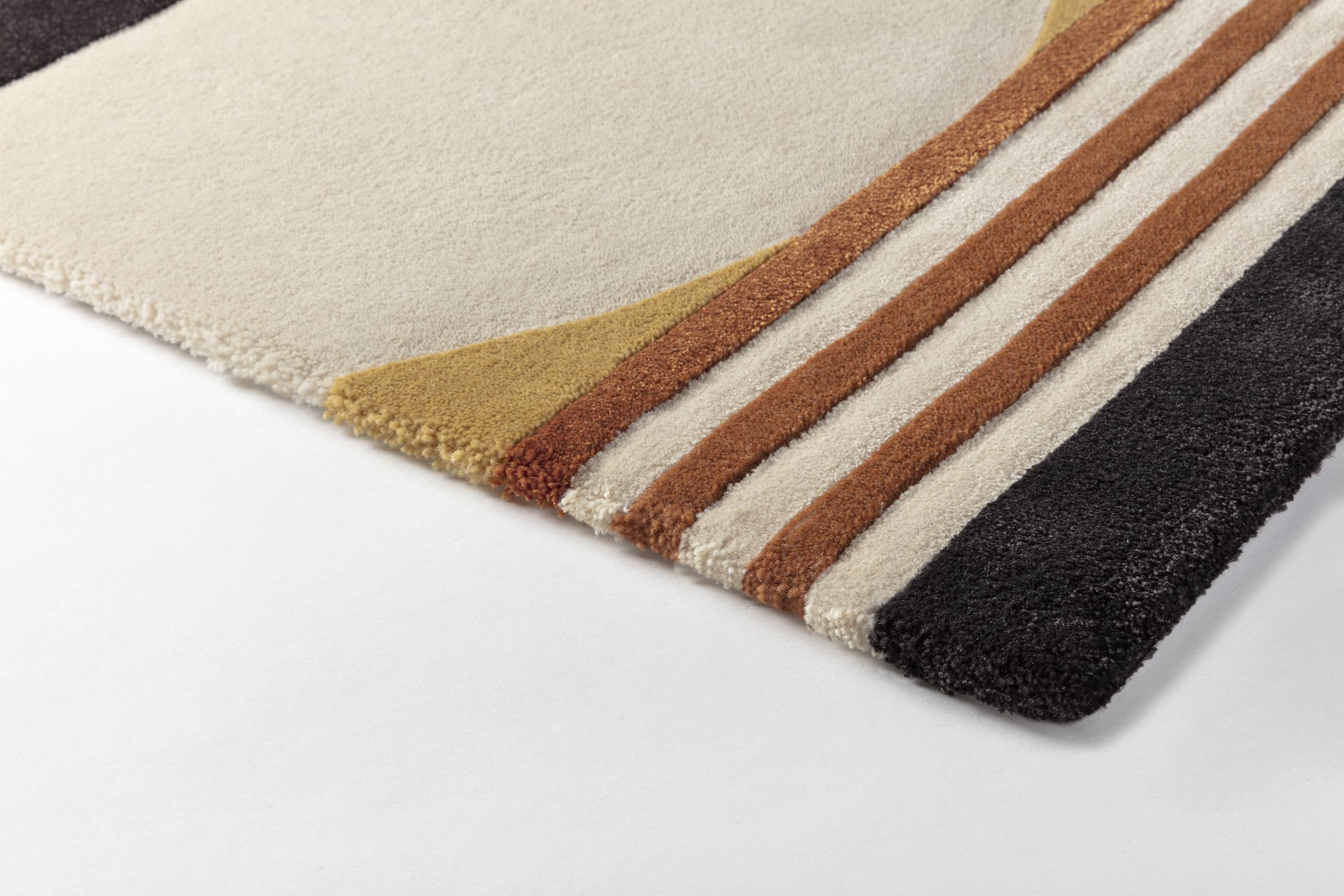 Retro_Chic_RC36801_Golden_Corner_SV