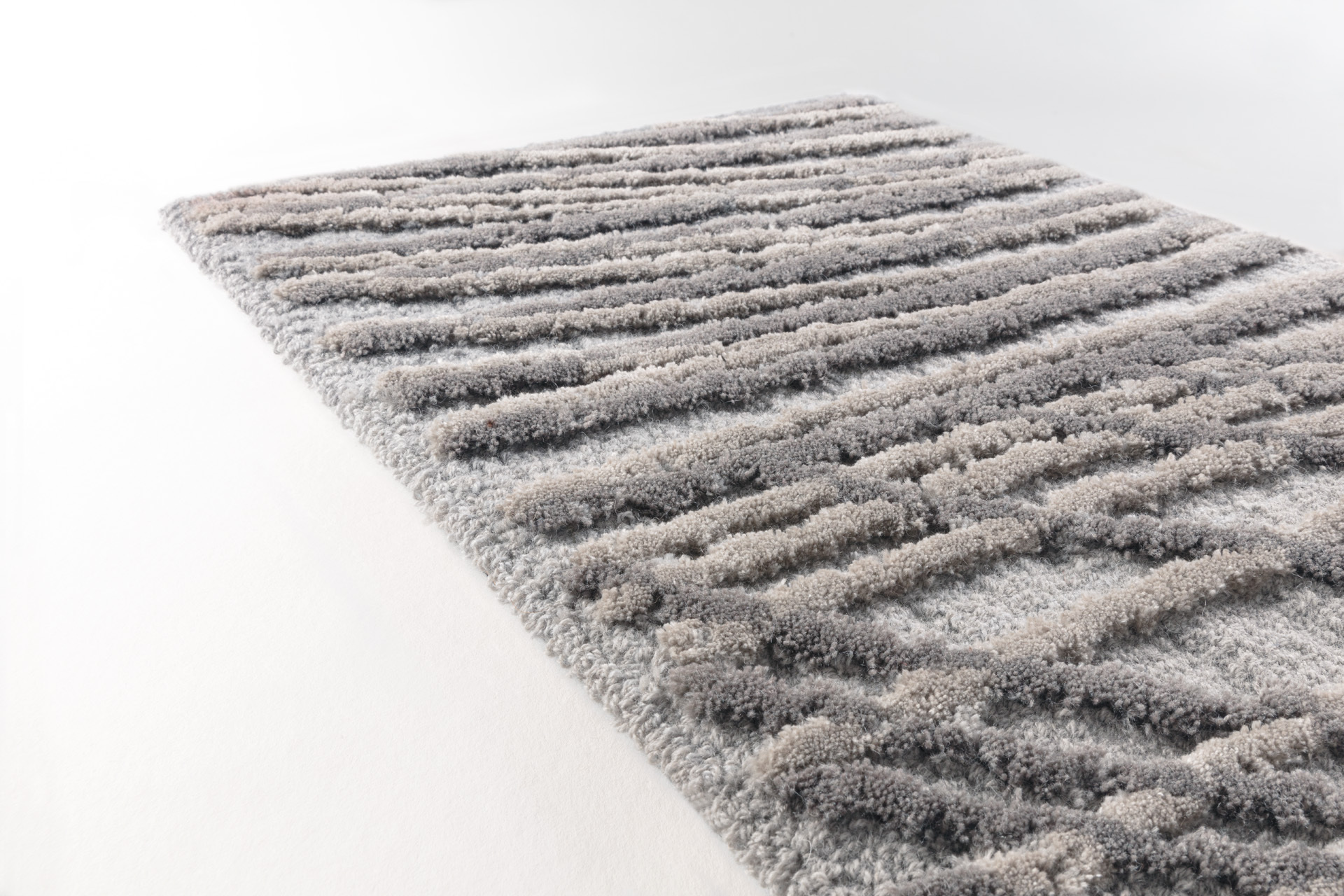 SideView_Spiro_TaupeStone_2