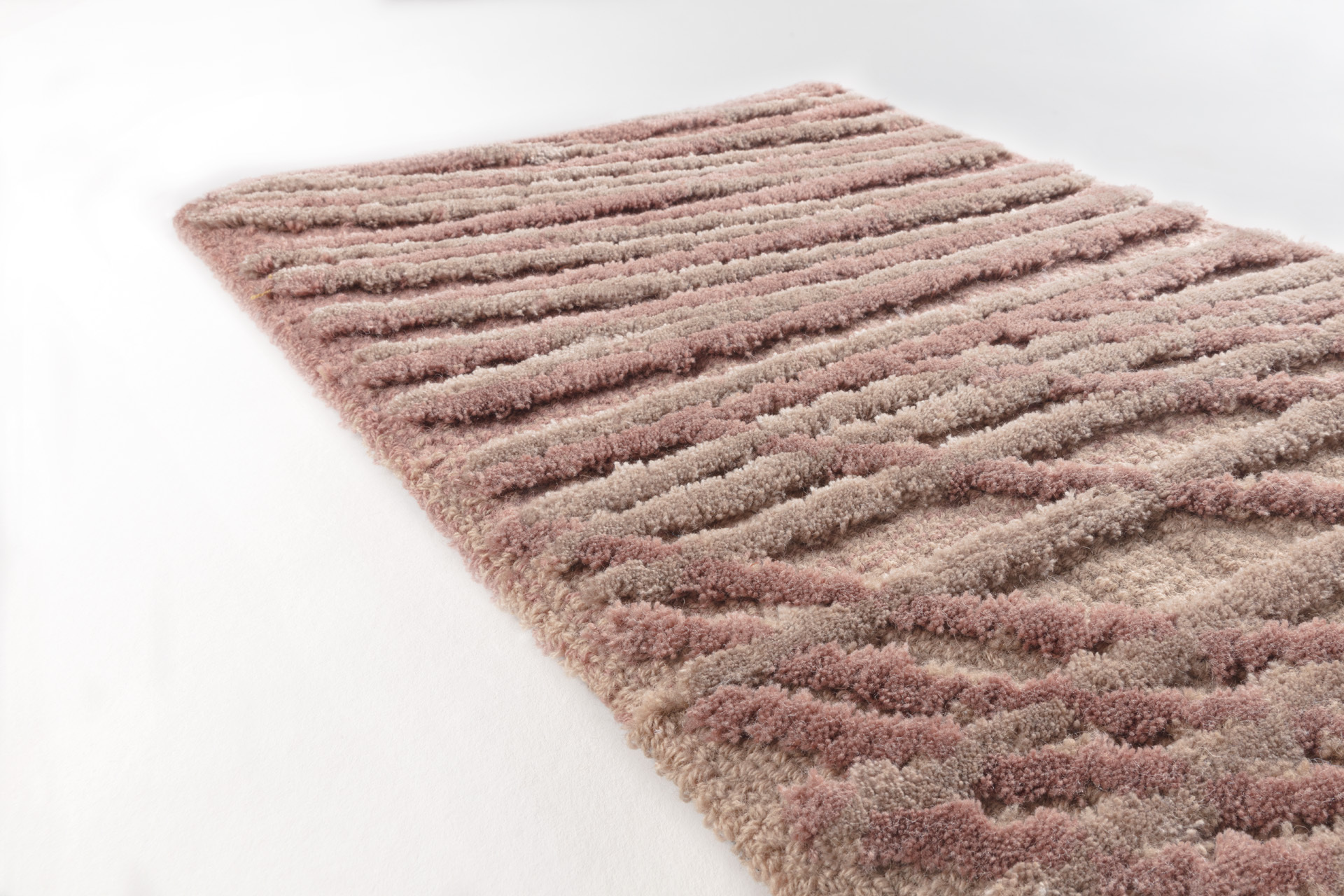 SideView_Spiro_BrushPink