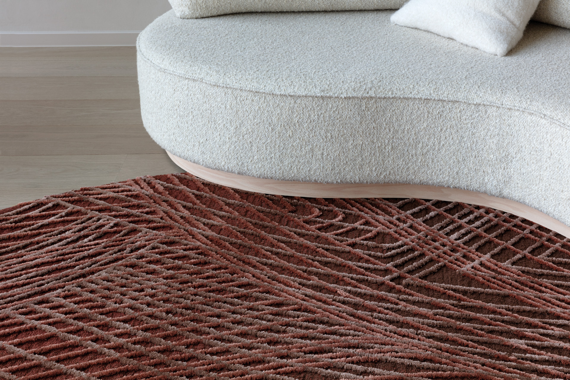 CloseUp_H_Spiro_AuburnBrown_1