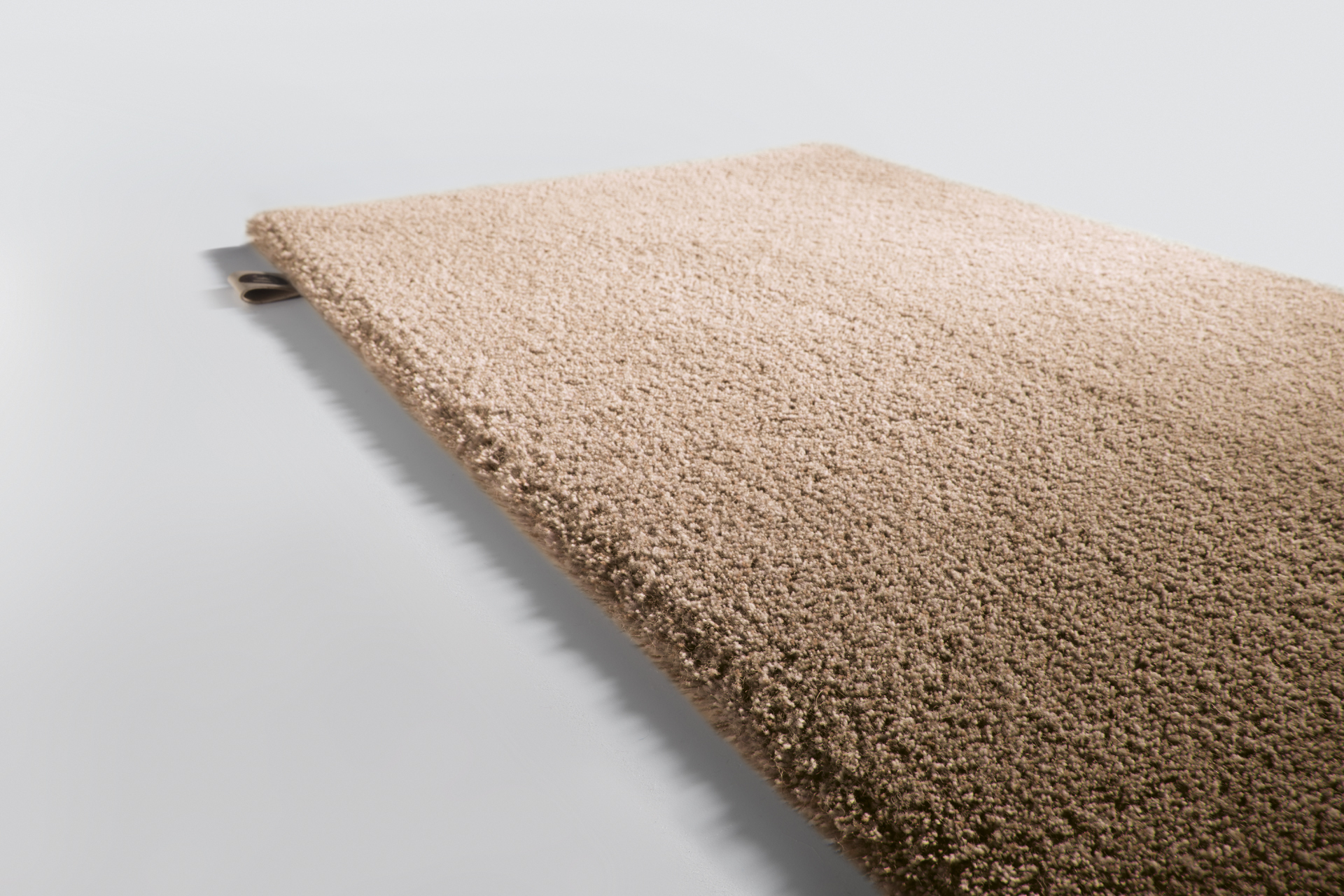 SideView_Superfino_Nougat