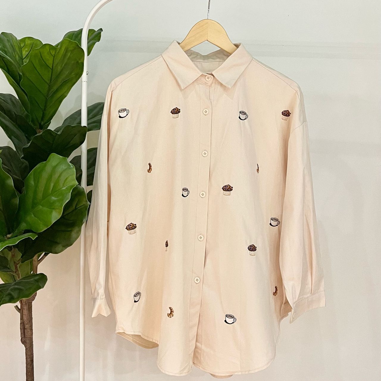 Cream (Pattern 1)