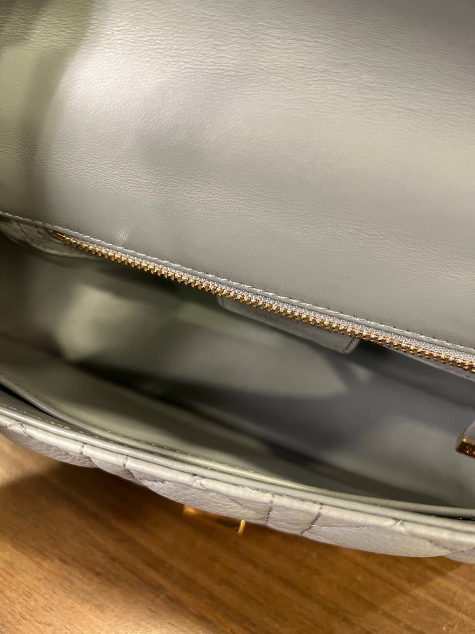 photo_2025-12-22_02-22-33