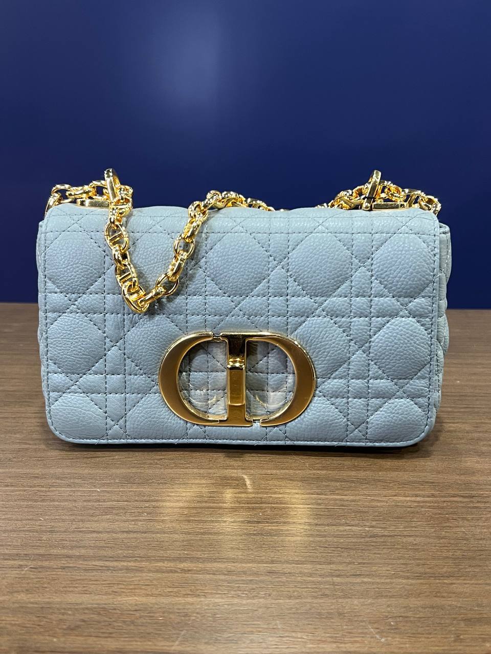 photo_2025-12-22_02-22-26