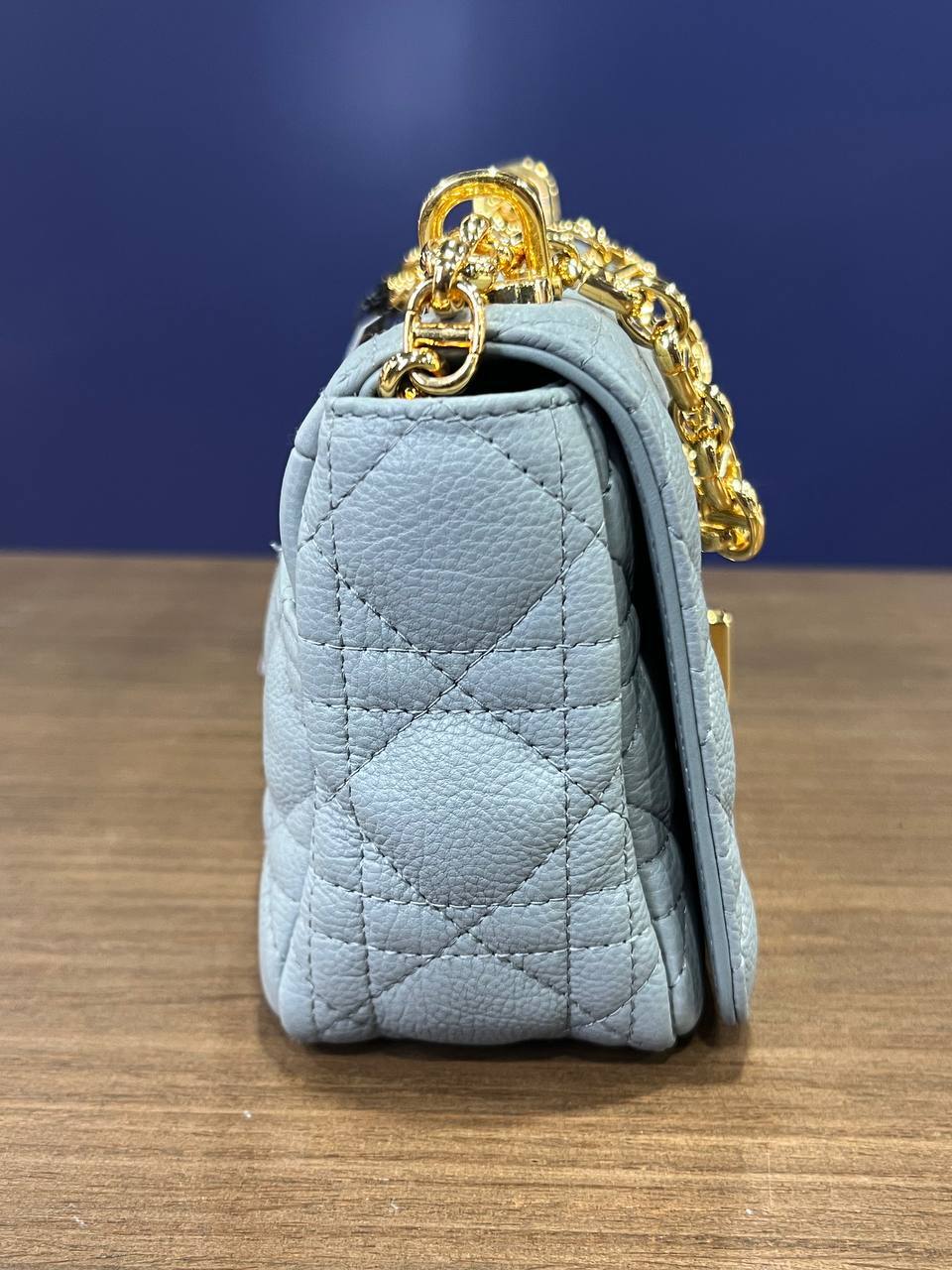 photo_2025-12-22_02-22-27