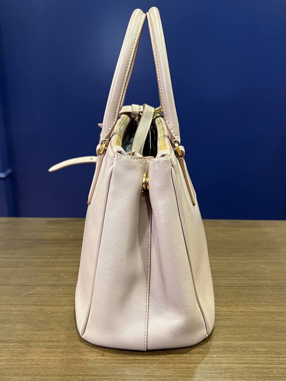 photo_2025-12-23_00-25-31