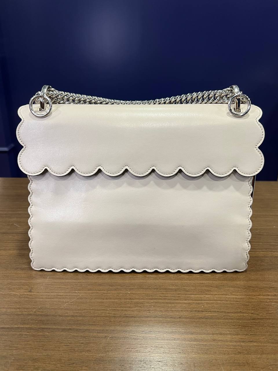 photo_2025-12-23_01-04-49