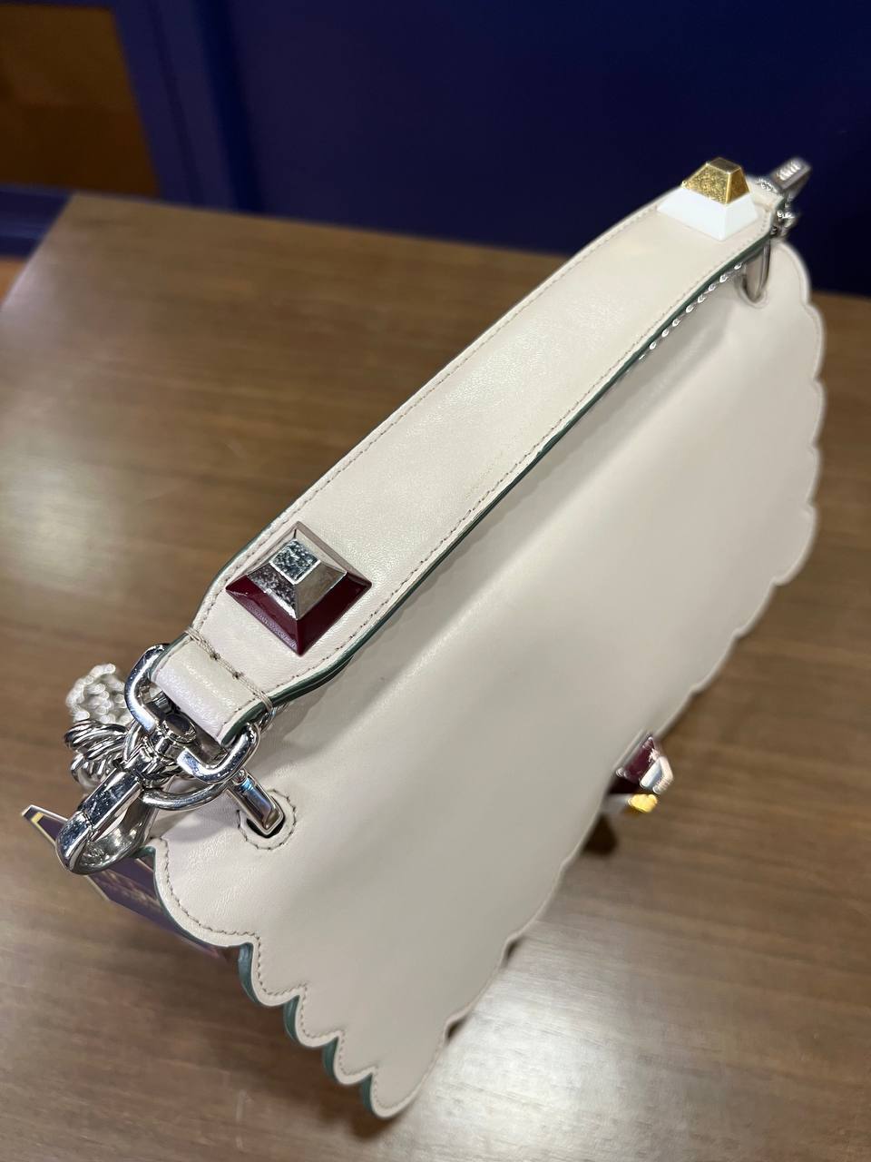 photo_2025-12-23_01-04-56