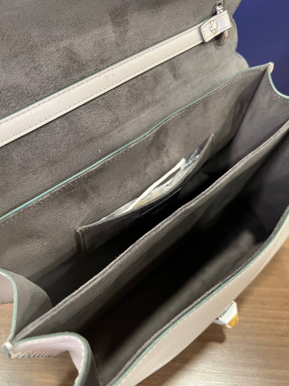 photo_2025-12-23_01-05-04