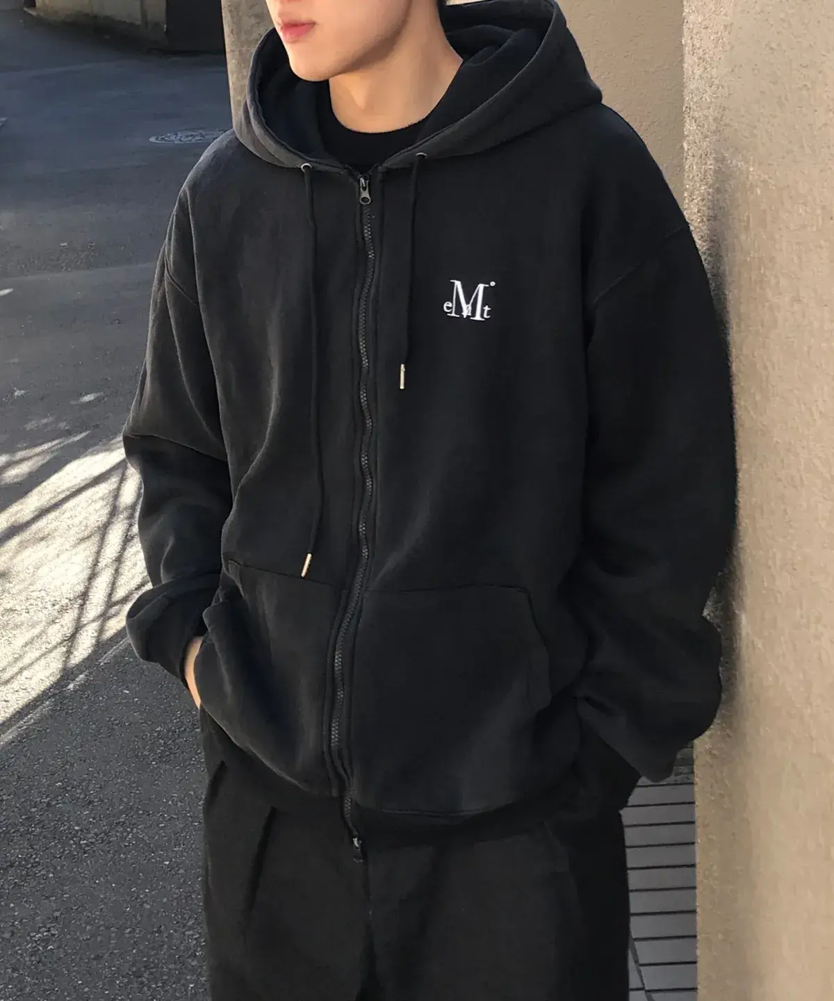 5819762_17653536391943_big