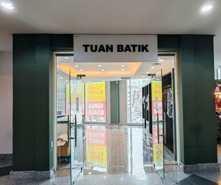 TUAN BATIK