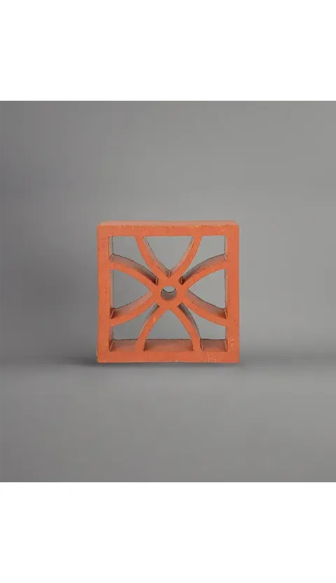 Della_bmmfap4vkm90xcgawsxi