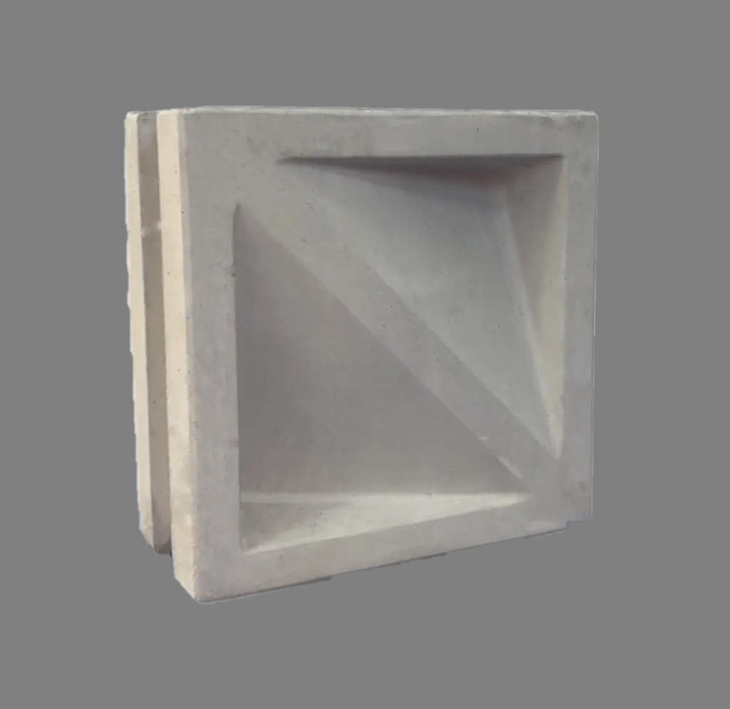 106571706_grey