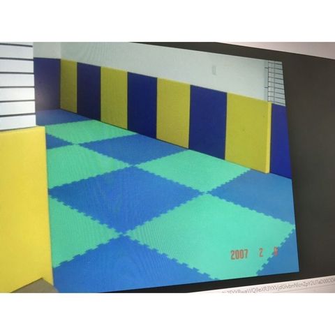 sg-11134201-822y8-mi47usalmpkzaa