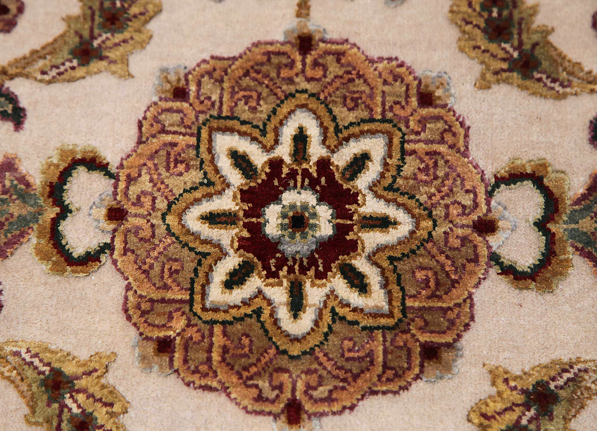 rug_QNQ-10-0003