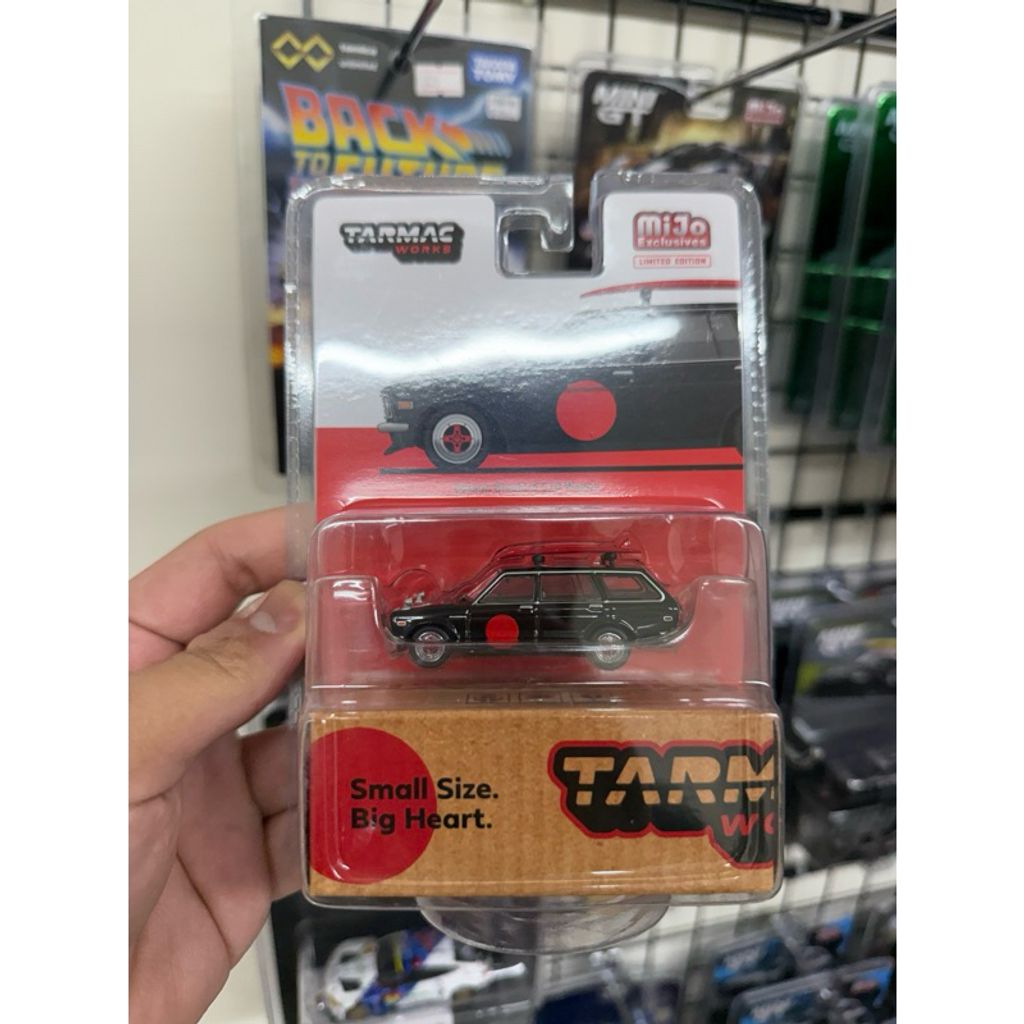 tw-11134207-7rbk9-m6zrbwcgq1j33b