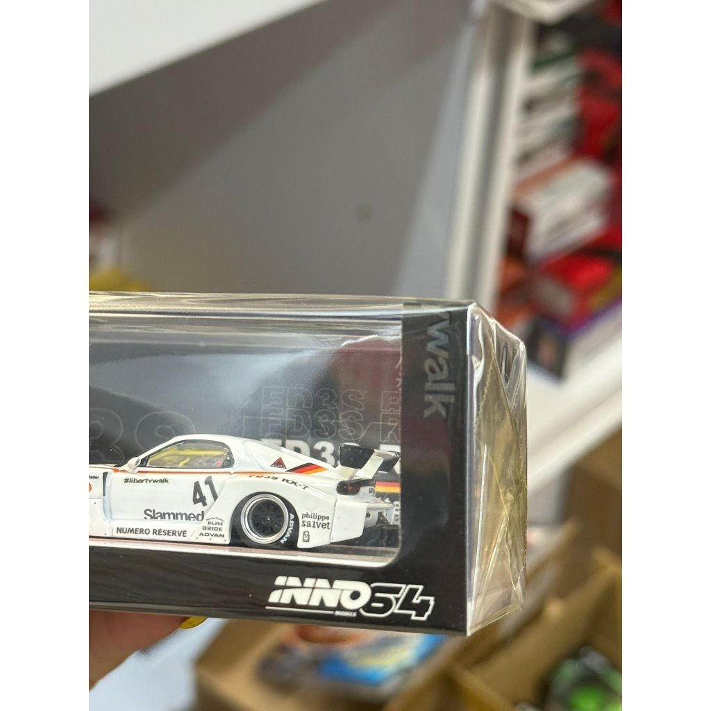 tw-11134207-820le-mojk8wfzr9j649