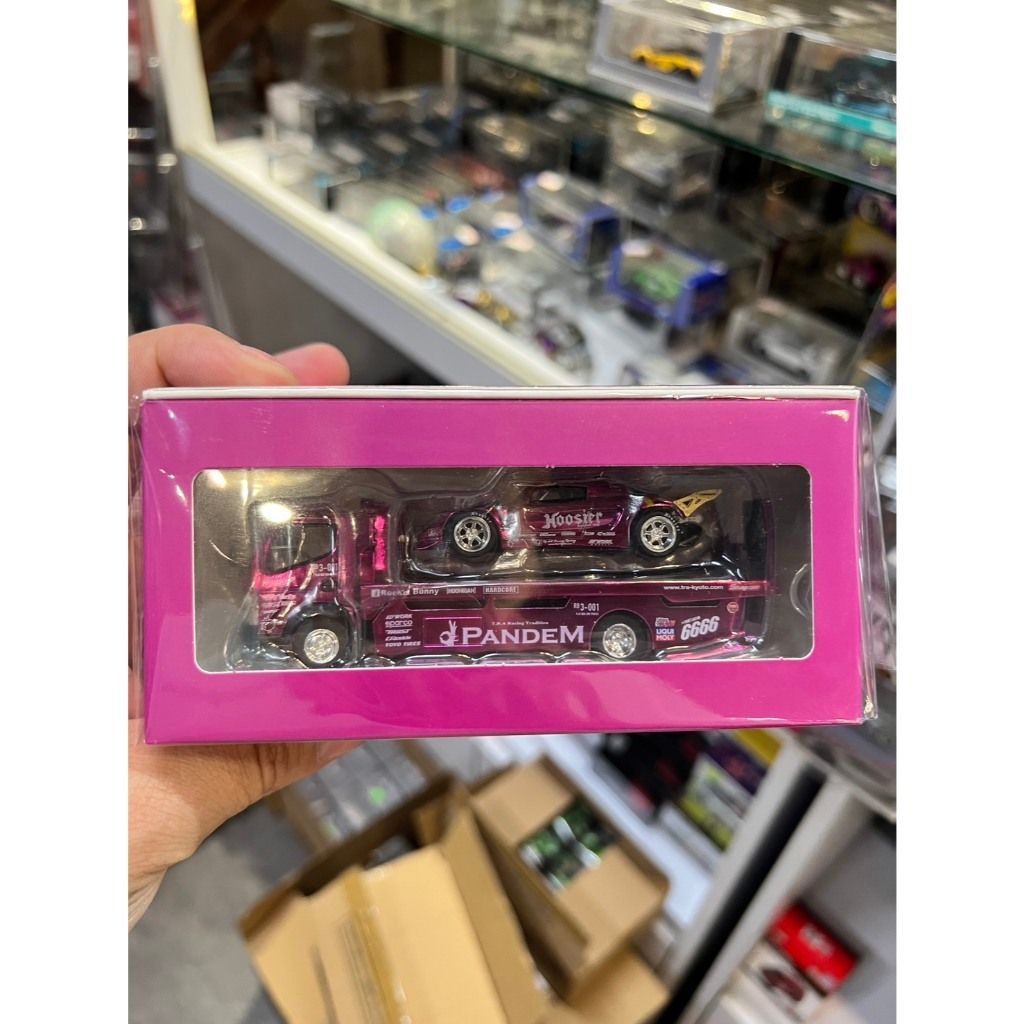 tw-11134207-820lf-mognfisskh6pc1