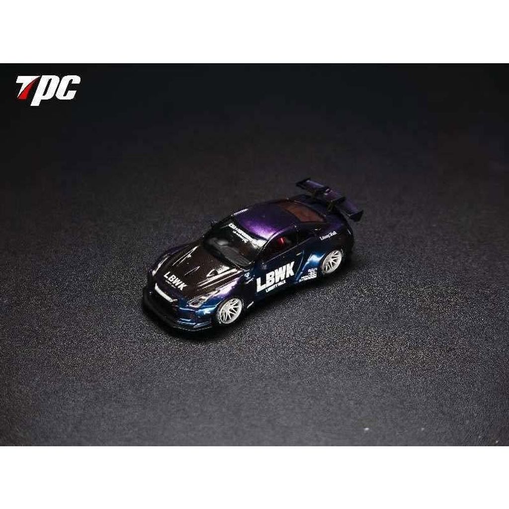 tw-11134207-820lc-mq6yuvlgcr2987