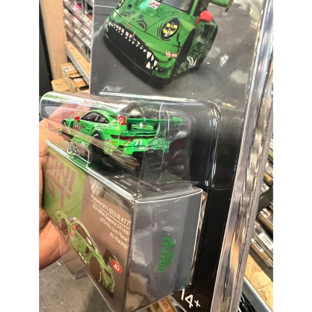 tw-11134207-81ztg-mgpyixniww0d62