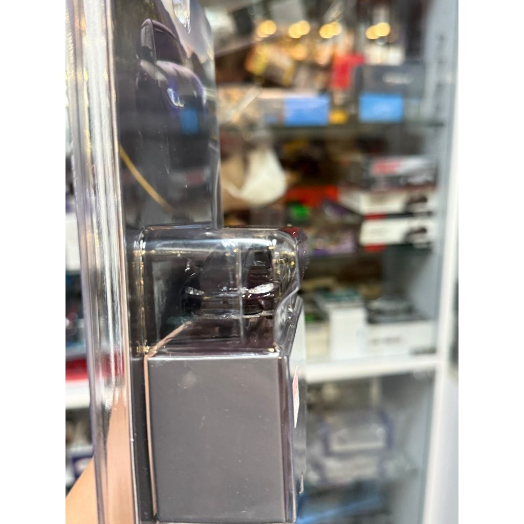 tw-11134207-81ztg-mggilctobqq1ad