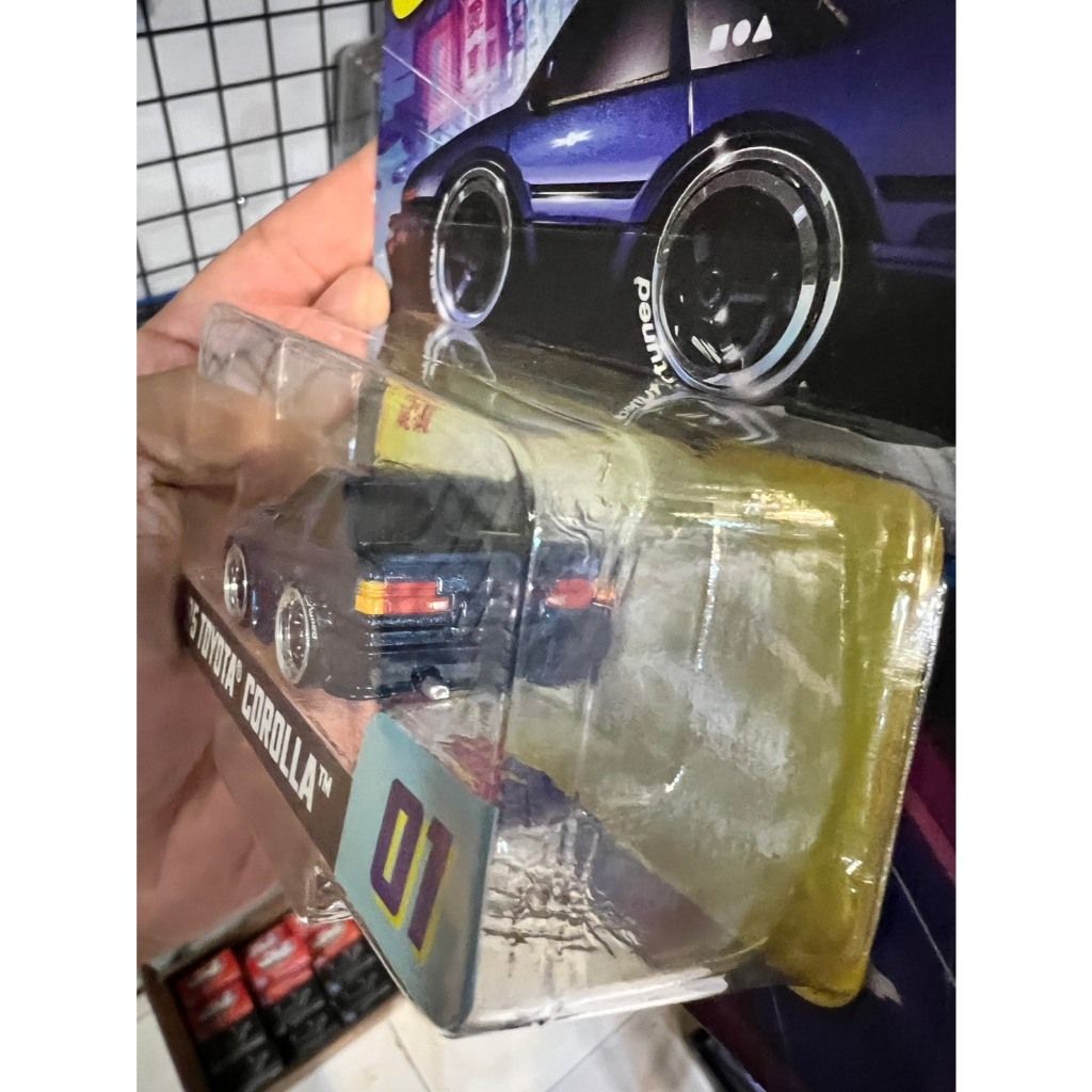 tw-11134207-81ztc-mfuvm8ci721519