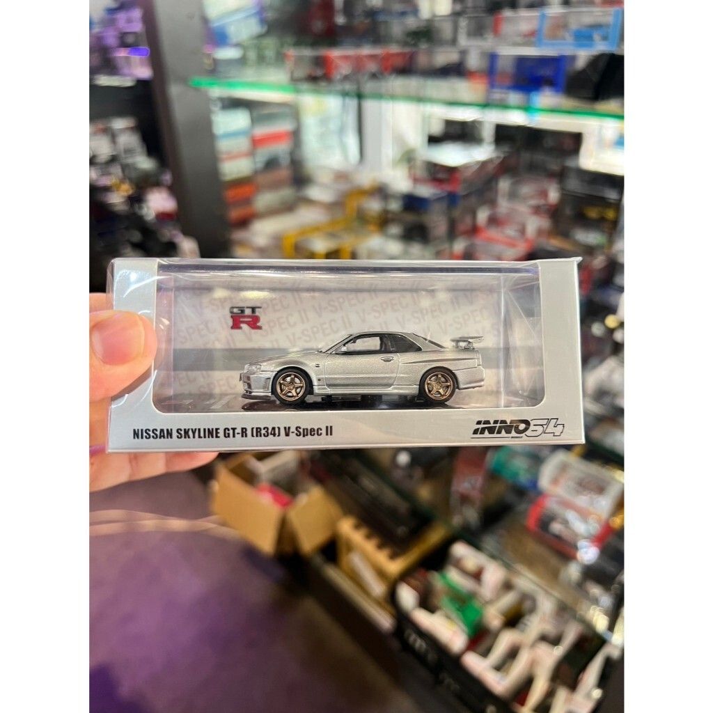 tw-11134207-7rasi-m1p66p4b4v19a4