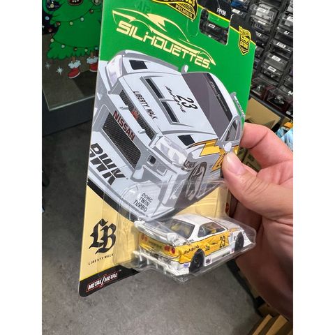 tw-11134207-7rbk7-mb2d3xu8s22e8e