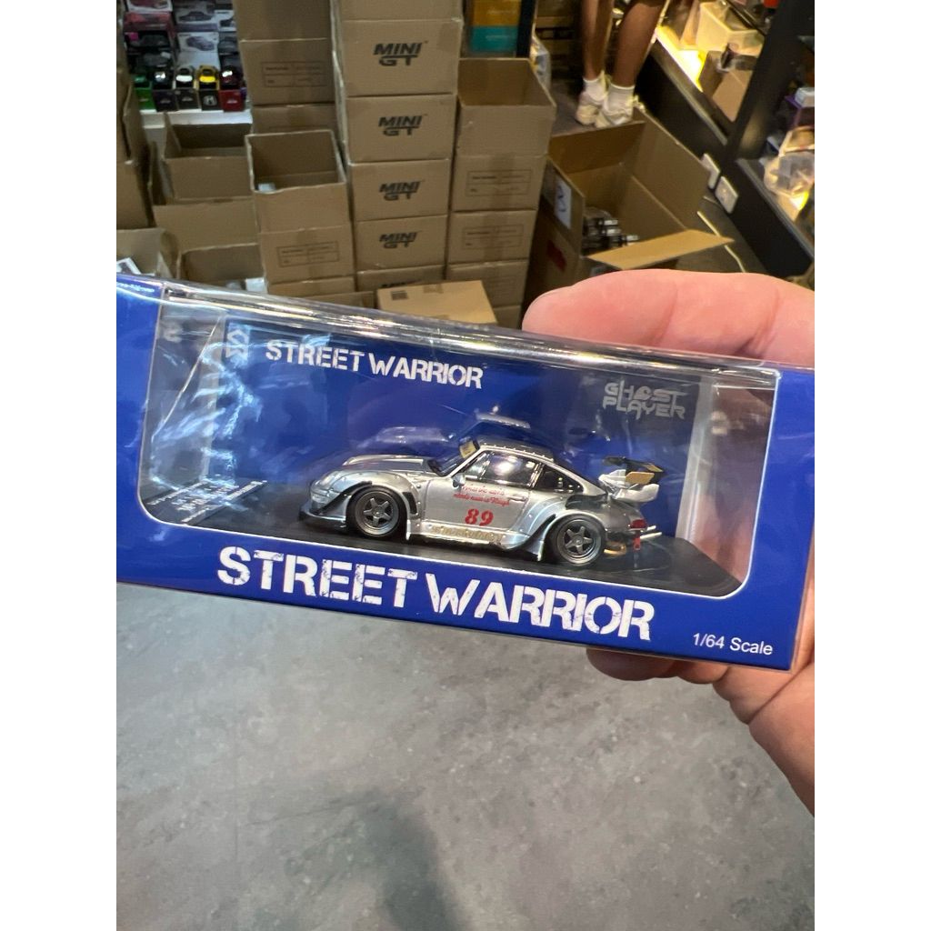 tw-11134207-81zto-me9r0r59g4jr47